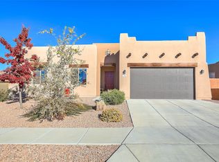 4756 Lluvia Encantada, Santa Fe, NM 87507