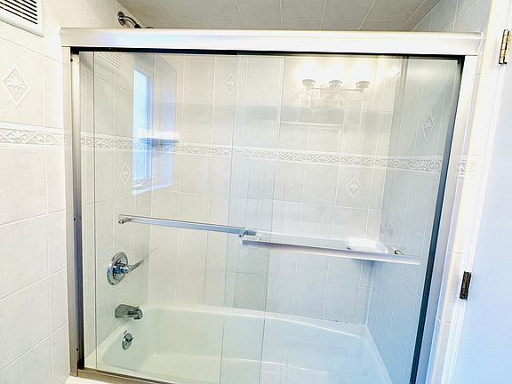5th image of 16344 95th St #2