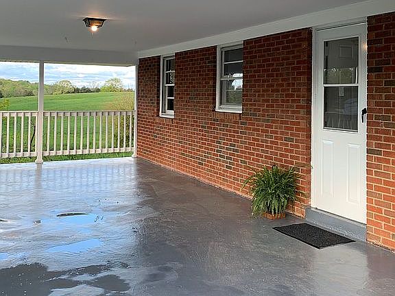 2nd image of 11434 Sperryville Pike