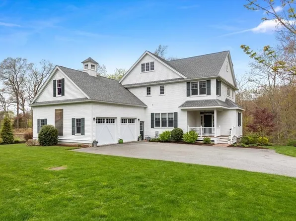 25 Lewis Ct, Hingham, MA 02043