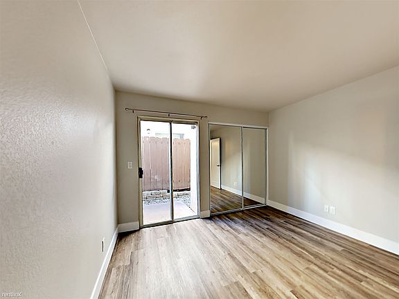 4th image of 4339 38th St APT 2