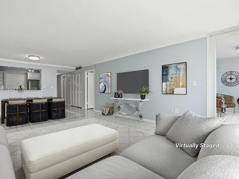 8233 Harding Ave #504 — Photo 7