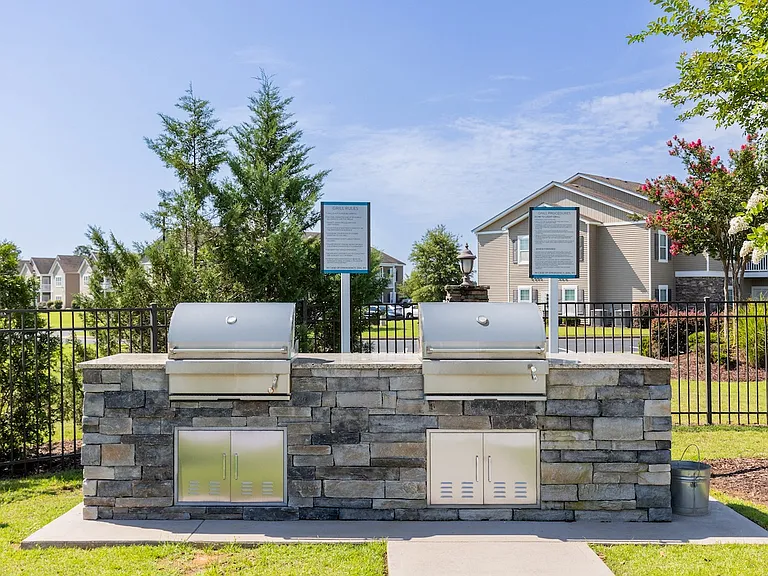 Hawthorne Crestview — Photo 19