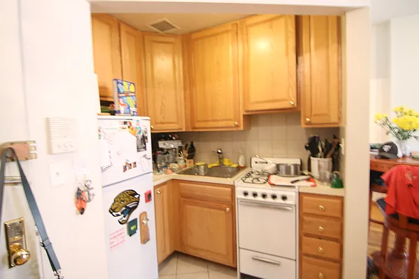 Rented by America Mecca Realty LLC | media 18