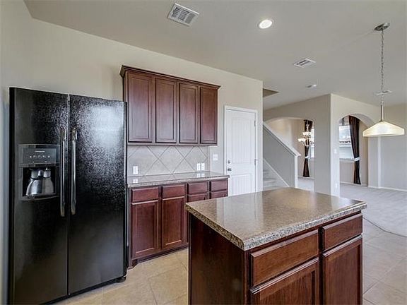 3rd image of 304 Fistral Dr