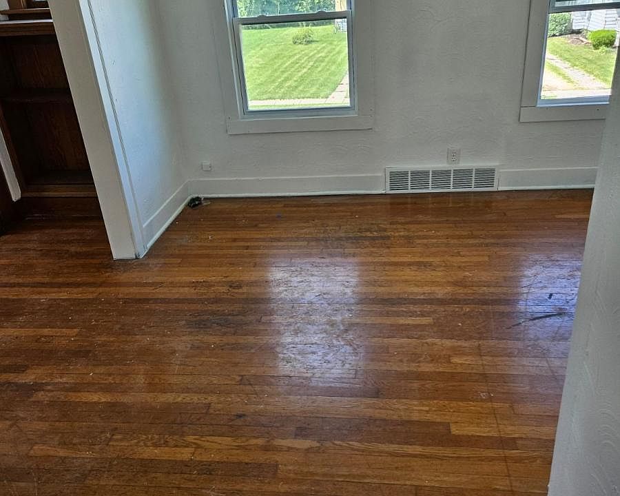 2nd image of 1184 W 8th St #1184A