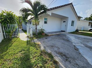 2438 SW 114th Ave, Miami, FL 33165