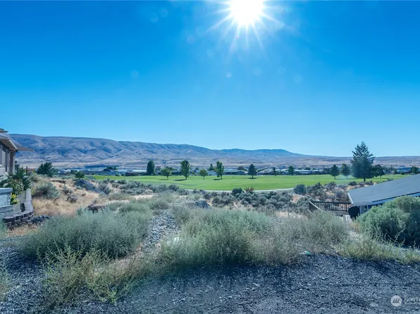 409 Peachtree Place SW #168, Mattawa, WA 99349