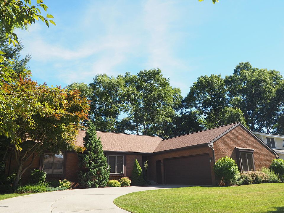 1st image of 1434 Bayview Dr