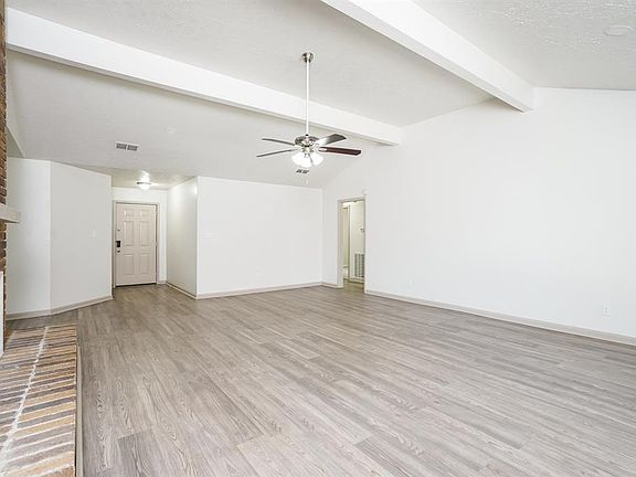 4th image of 13430 Piney Oaks Dr