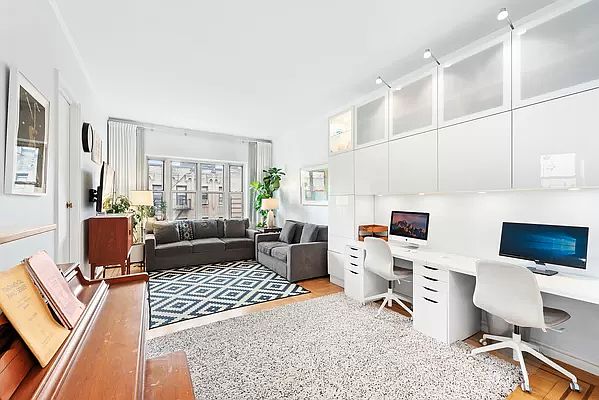 1st image of 120 Bennett Ave APT 6K