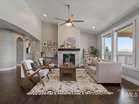 2nd image of 18611 N Silver Tree Way