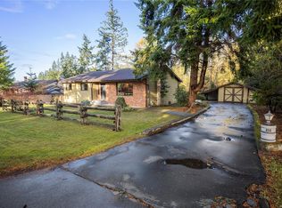 856 Reid Rd, Nanaimo, BC V9P 2E6