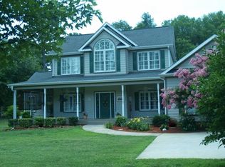 114 Shoals Cir, Townville, SC 29689