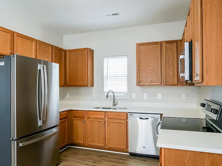 113 Shad Boat Ln — Photo 8