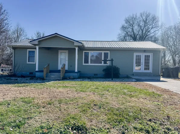 2404 Main St, Pikeville, TN 37367