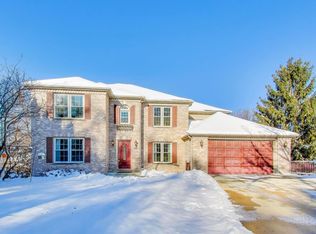 660 Robin Rdg, Elgin, IL 60123