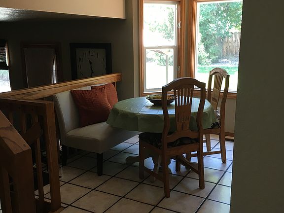 eat in breakfast nook