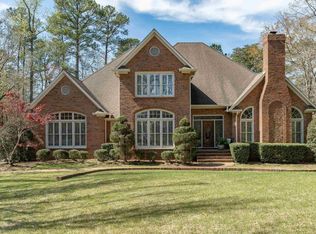 913 Water Willow Ct, Birmingham, AL 35244