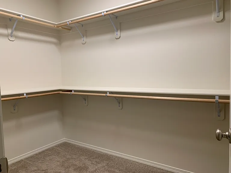 2417 Imperial Dr NW — Photo 11