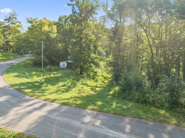 3106 McKenzie Rd, Parsons, TN 38363
