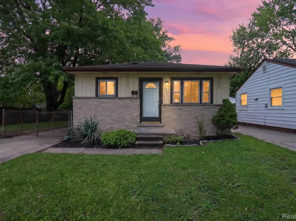5957 John Daly St, Taylor, MI 48180