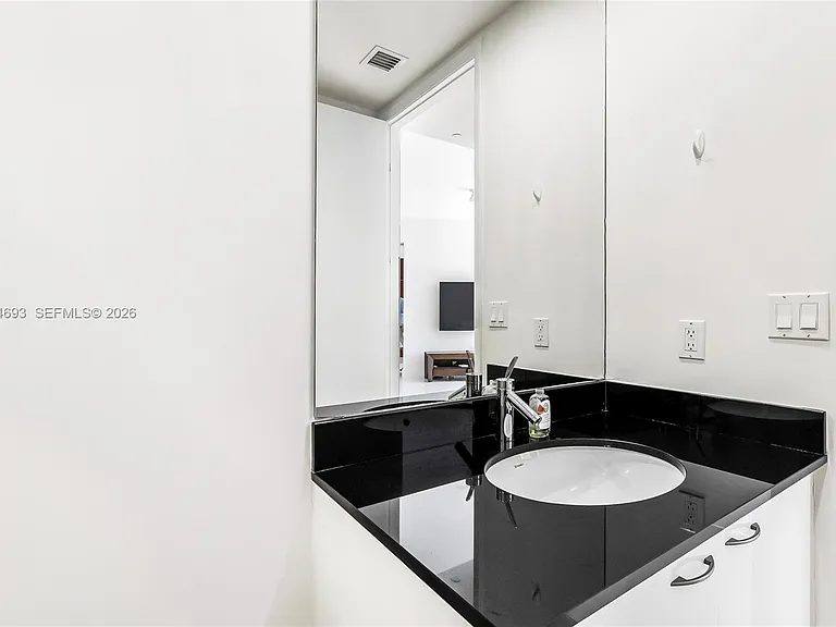 16001 Collins Ave #2605 — Photo 27