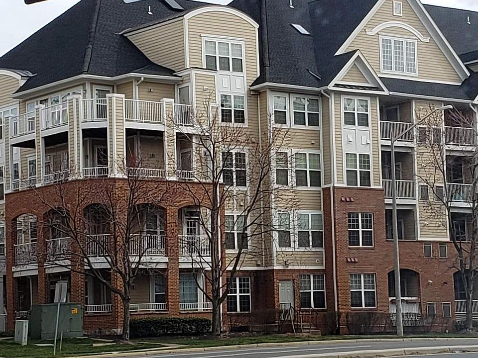 1st image of 2710 Bellforest Ct APT 102