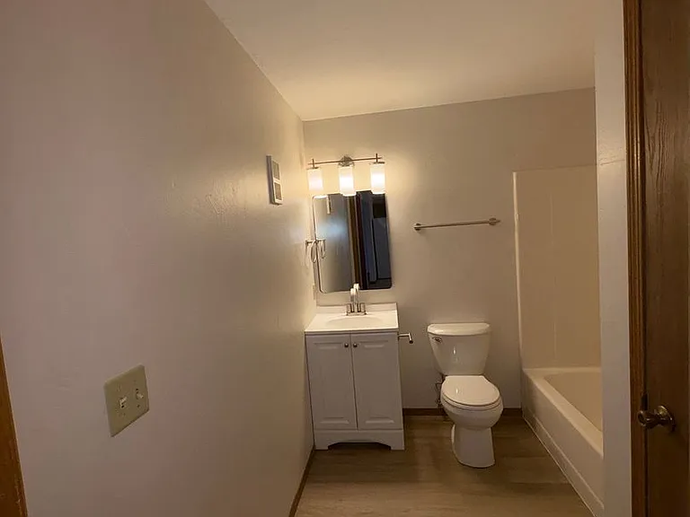 2677 Humboldt Rd — Photo 42