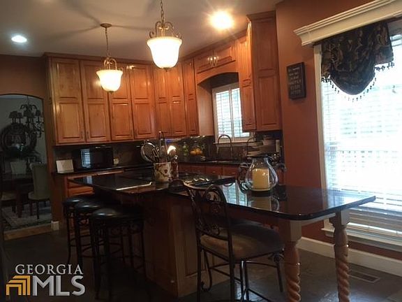 2nd image of 674 Autumn Wood Dr