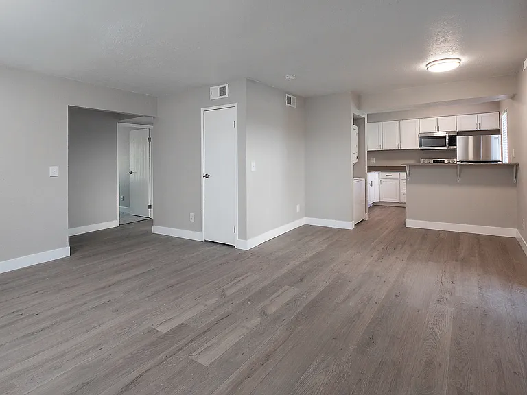 Enclave at Redwood — Photo 20