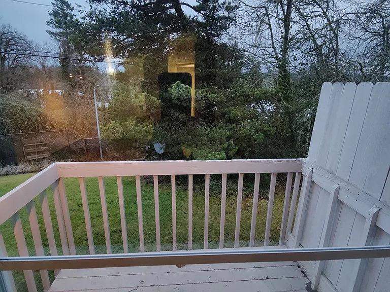 1109 Schurman Rd S — Photo 13