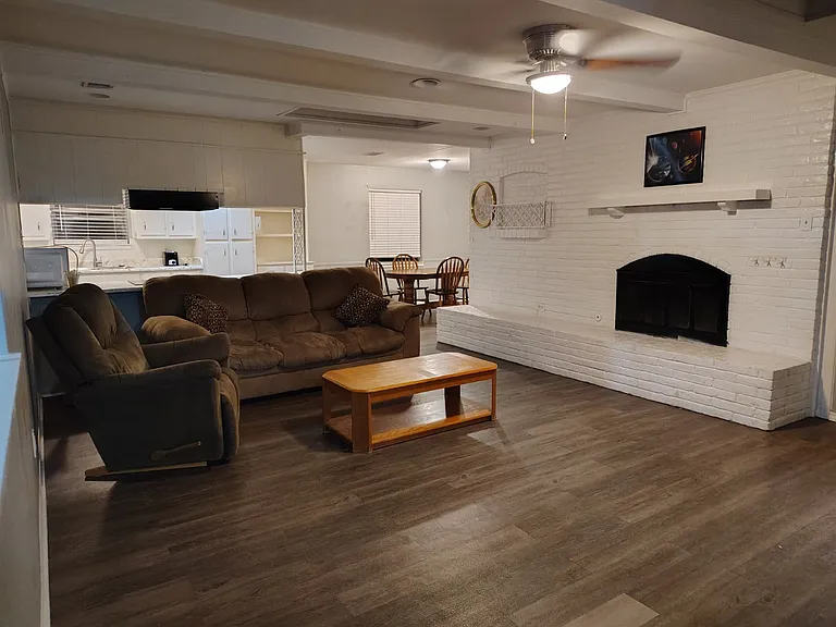 6172 Whitman Ave #2 — Photo 5