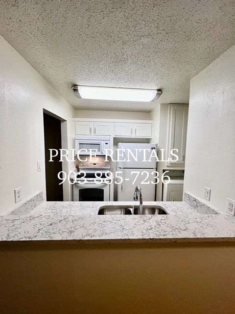 1st image of 201 W Spence St #8-B