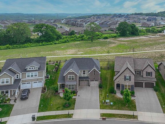 2nd image of 127 Monarchos Dr
