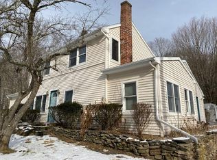 156 Hunting Lodge Rd, Mansfield, CT 06268