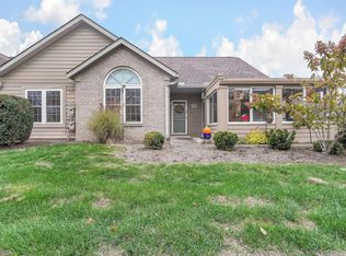 129 Abbeycross Ln, Westerville, OH 43082