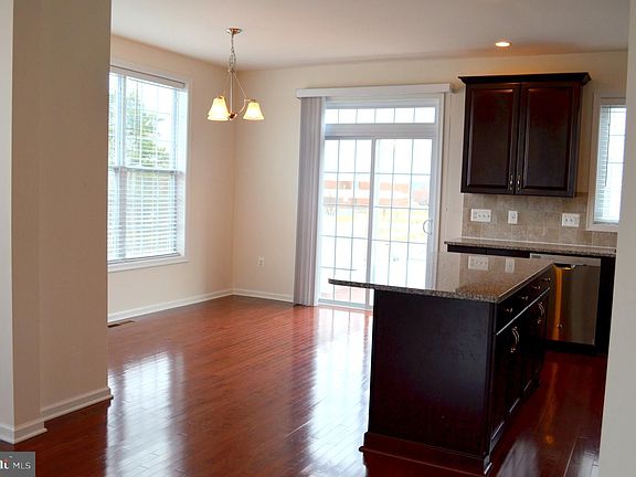 4th image of 23351 Milltown Knoll Sq