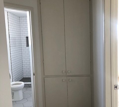 5th image of 3755 Westwood Blvd #8