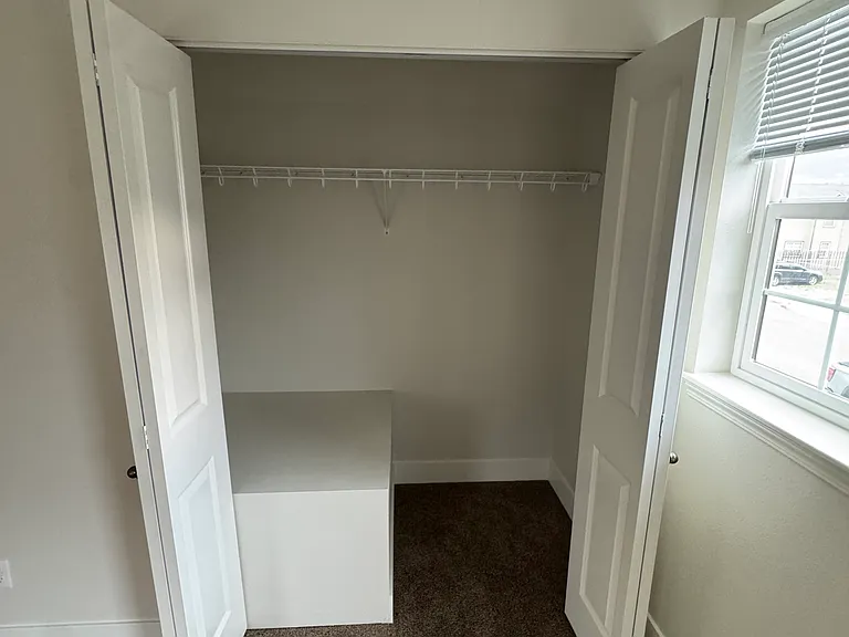 2132 W Sussex Ave — Photo 22