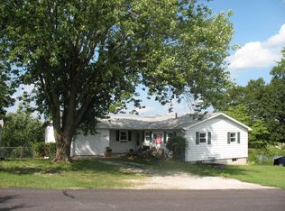 261 E Hinton Rd, Columbia, MO 65202