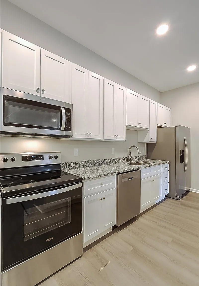 1 bed, 845 sqft, $1,325 — Photo 2