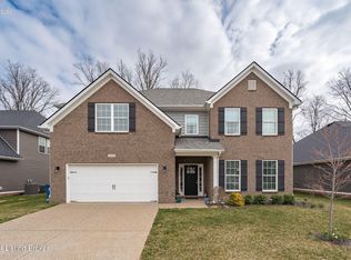 515 Wooded Falls Rd, Middletown, KY 40243