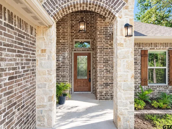 20851 Lakeview Dr, Flint, TX 75762
