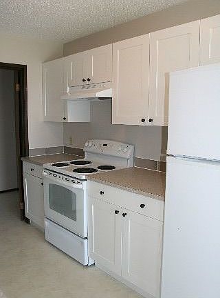 3rd image of 5218 61st Ave