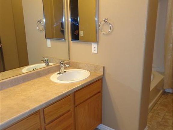 5th image of 2936 N 1310 W APT C1