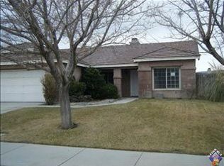 6112 Golding Dr, Lancaster, CA 93536