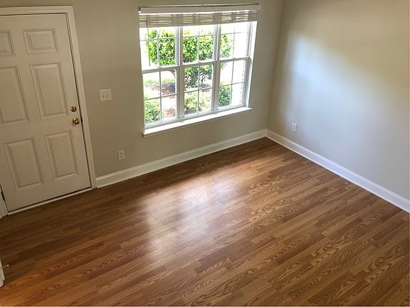 5th image of 103 Delargy Cir