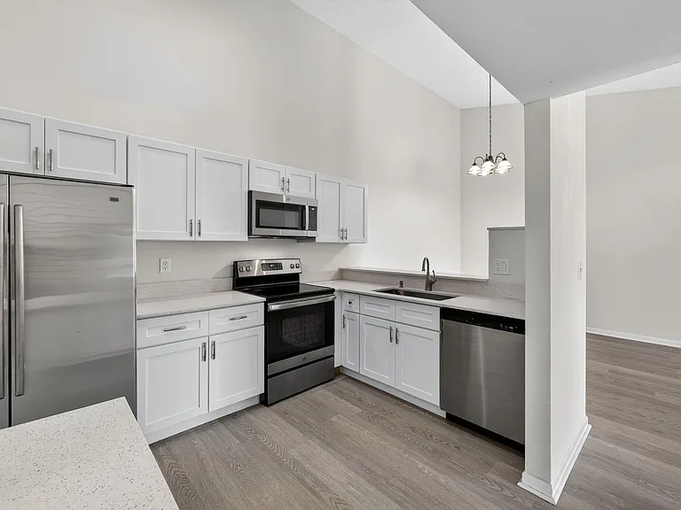 6327 Chasewood Dr #E — Photo 2