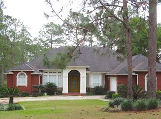 209 Lakeside Dr, Defuniak Springs, FL 32435